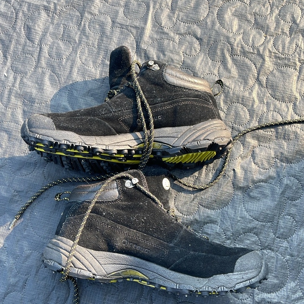 Men's Icebug Helsinki Studded Hiking Boot Size 7.5 - Suede Leather Upper- Winter